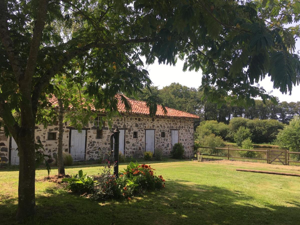 "La Maison De Villars" Au Coeur De La Nature Pressac Bagian luar foto