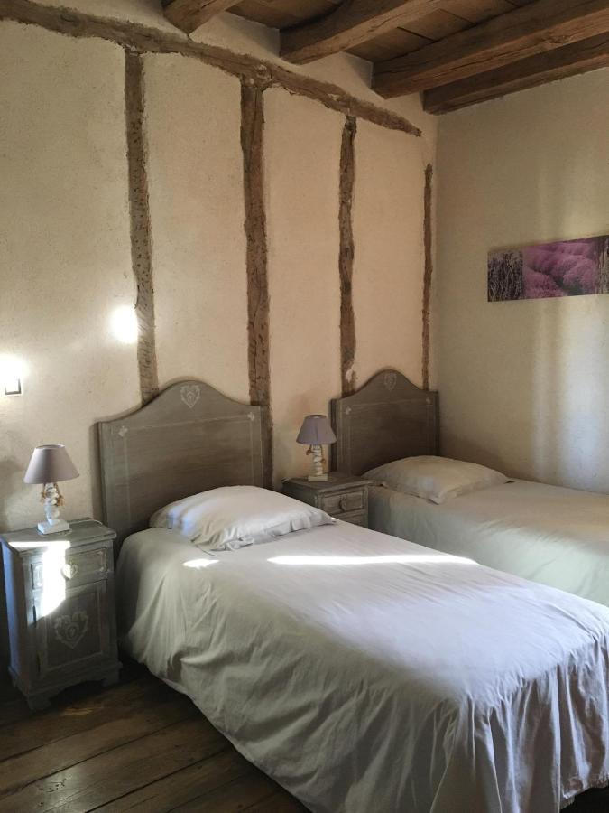 "La Maison De Villars" Au Coeur De La Nature Pressac Bagian luar foto